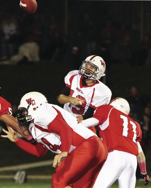 Maquoketa Football